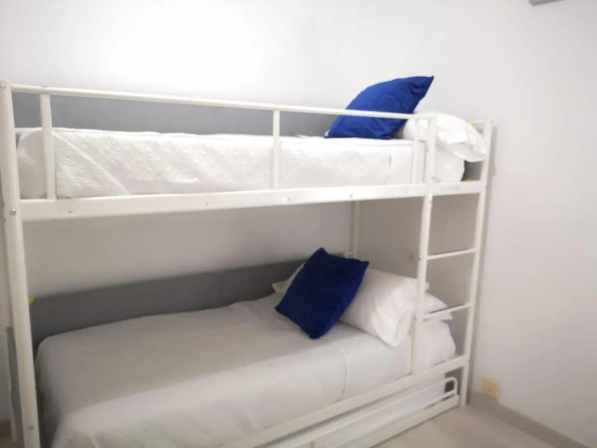 Dos De Mayo Beds Hostel Seville